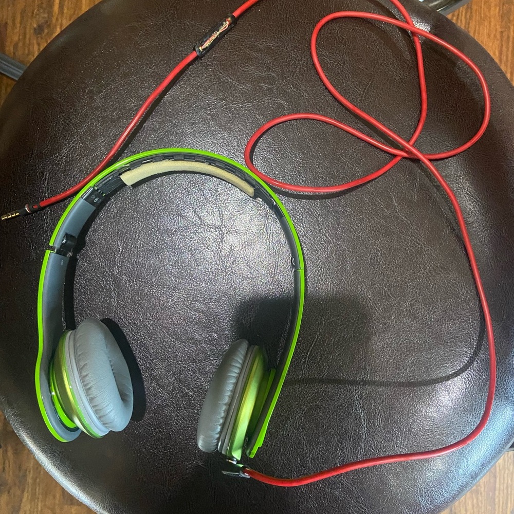Solo HD beats headphones